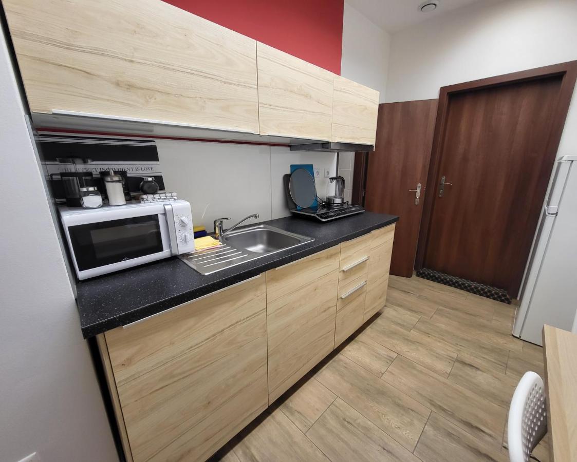 Апартаменты Excellent In Center 5 Min Walk From The Colonnade