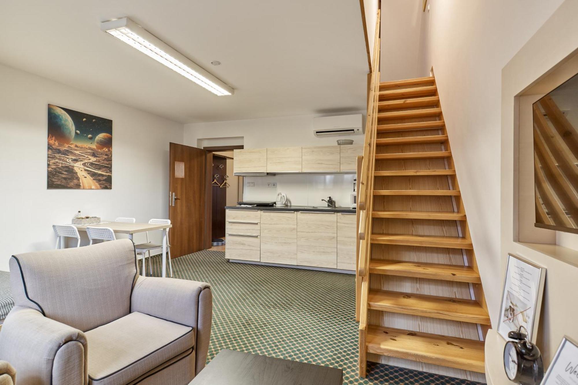 Excellent In Center 5 Min Walk From The Colonnade Карлові Вари