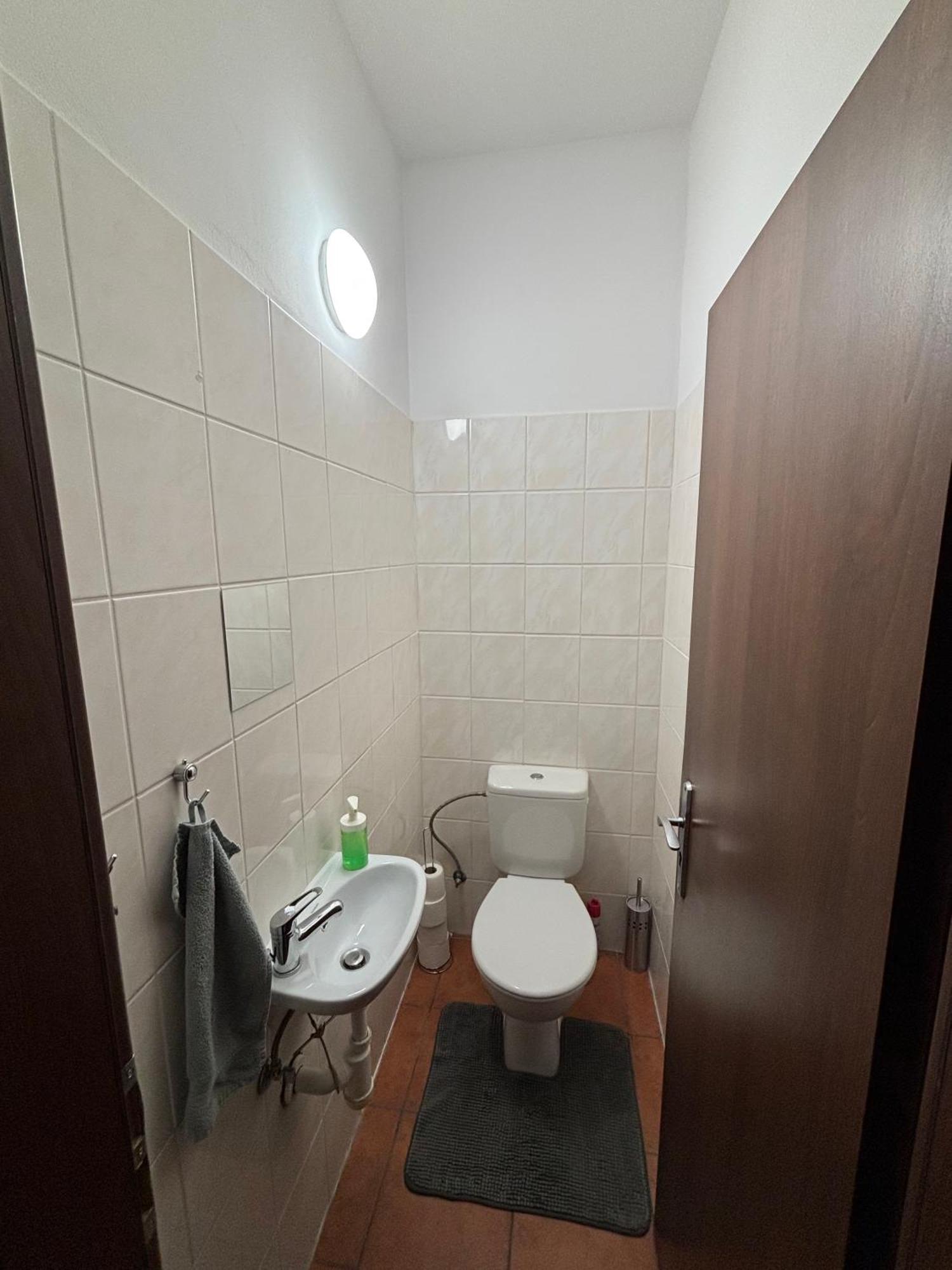 Апартаменты Excellent In Center 5 Min Walk From The Colonnade *