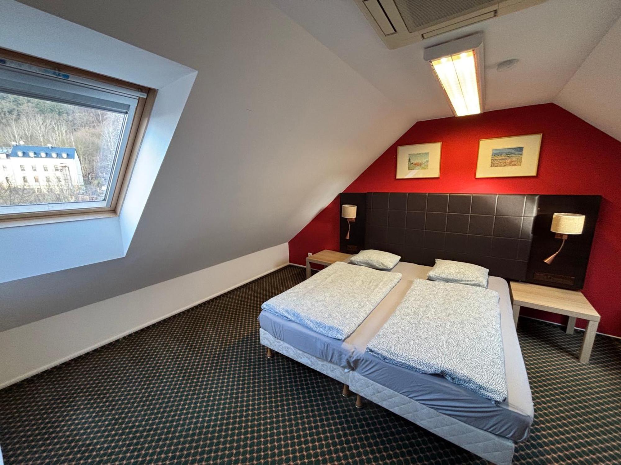 Excellent In Center 5 Min Walk From The Colonnade * Карлові Вари